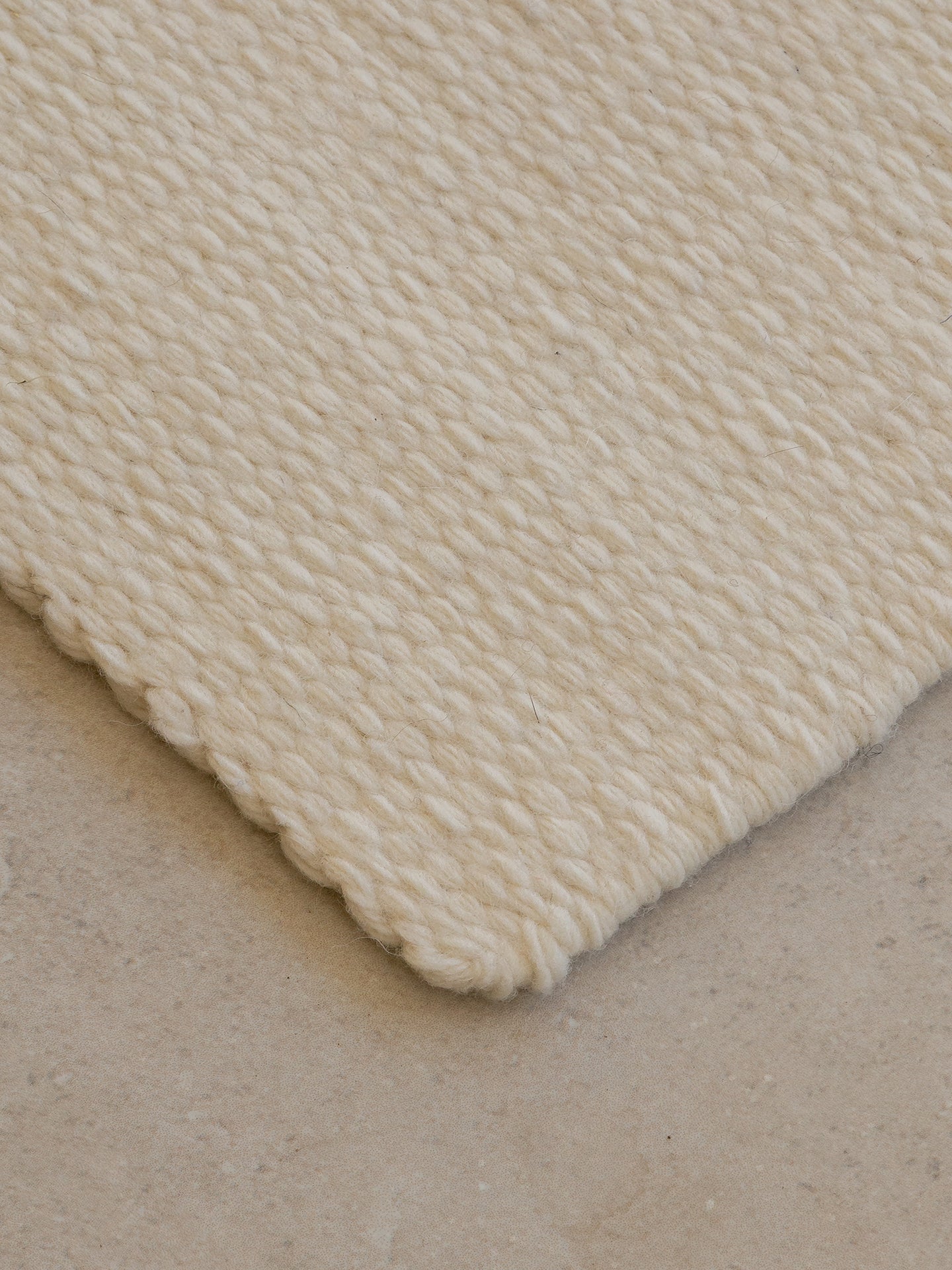 ECRU | ALPACA | MEDIUM THICKNESS