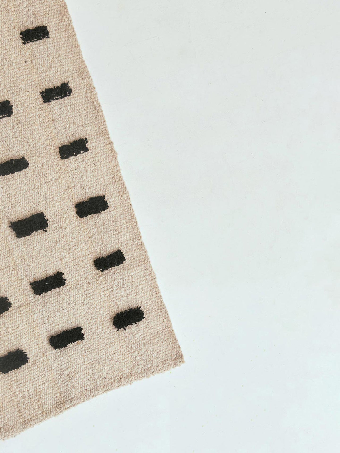 CUT PILE | NATURAL WHITE | WOOL | CHUNKY THICKNESS