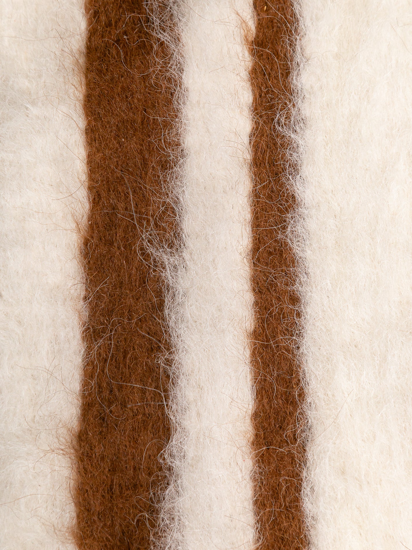 STRIPED | NATURAL WHITE & COFFEE BROWN | BRUSHED LLAMA | THIN THICKNESS