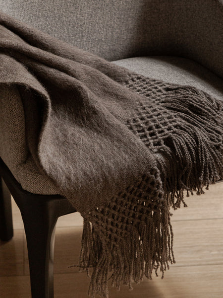 BRUSHED NATURAL GREY THROW
