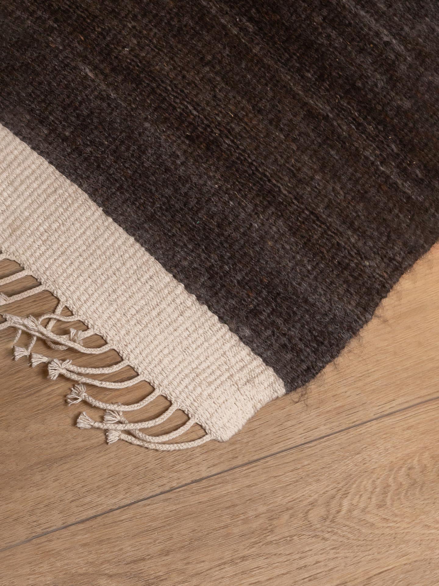 BRAIDED TASSELS | SMOKE GREY | LLAMA | THIN THICKNESS