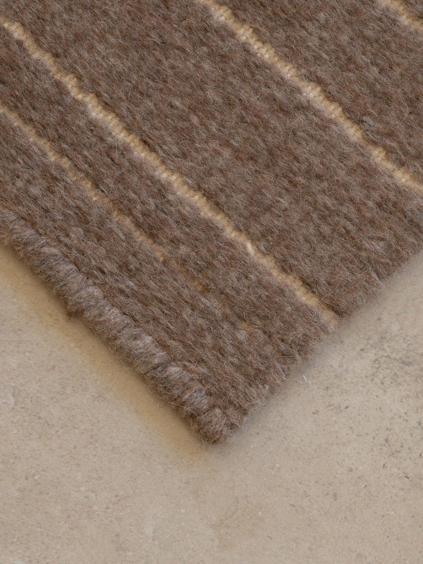 BROWN | ALPACA FELT-STYLE | MEDIUM THICKNESS