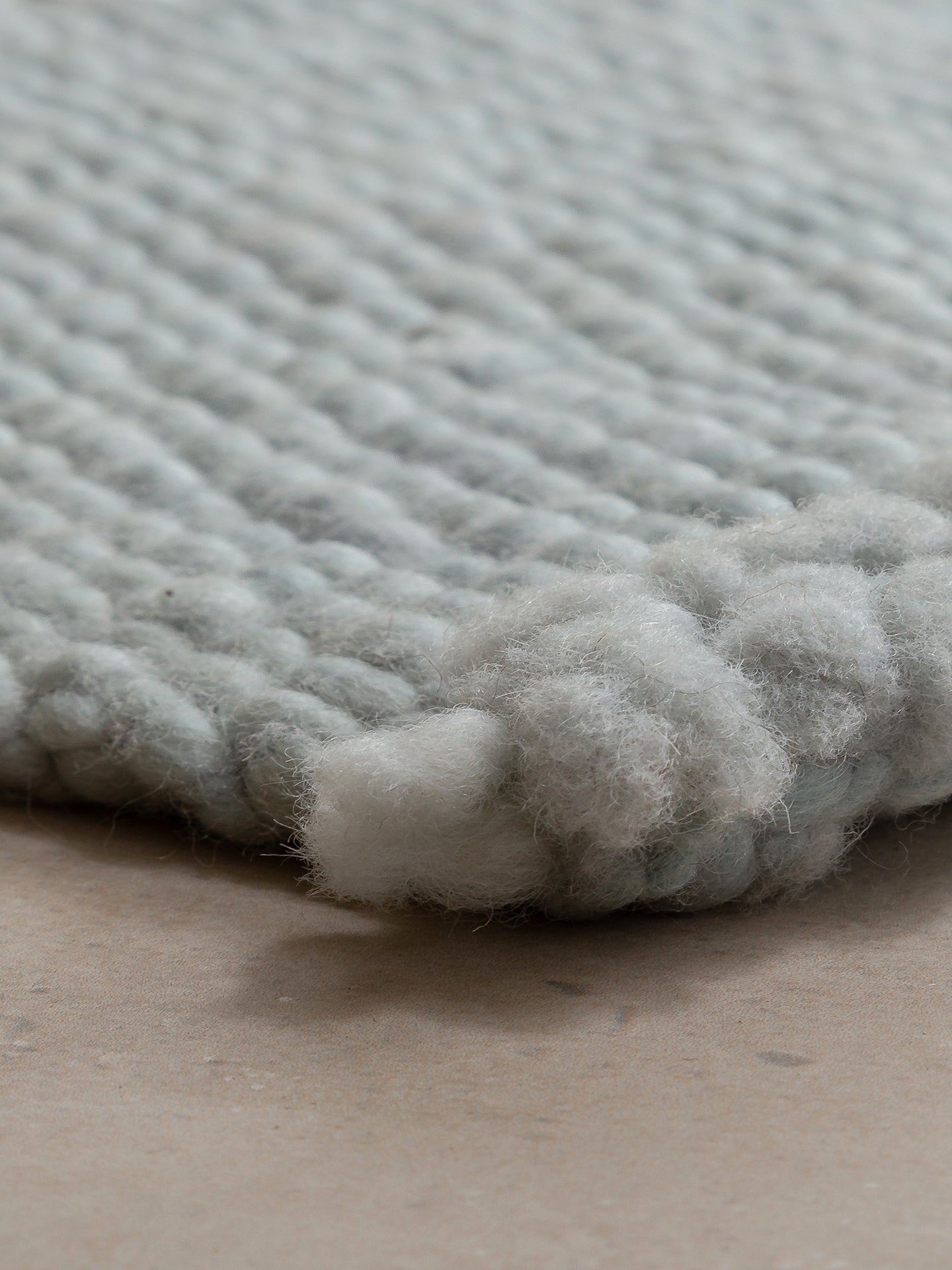 CELESTE | LANA CEPILLADA | GROSOR GRUESO