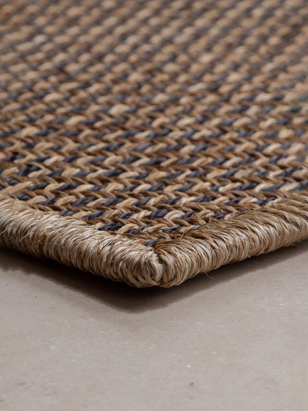 DIAGONAL | NATURAL & NEGRO