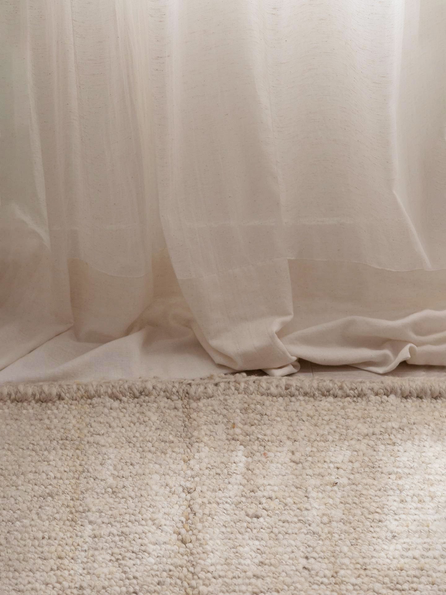 NATURAL WHITE | WOOL | CHUNKY THICKNESS