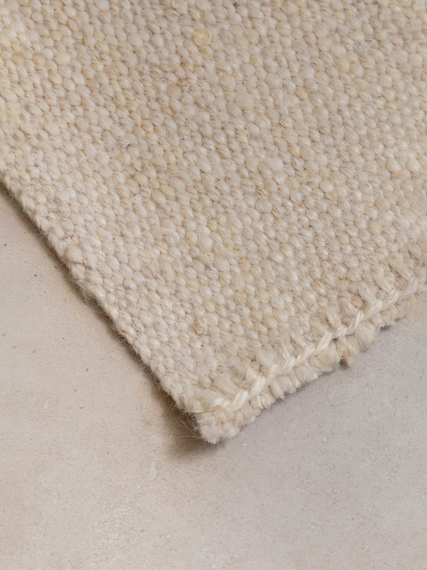 NATURAL WHITE | WOOL | THIN THICKNESS