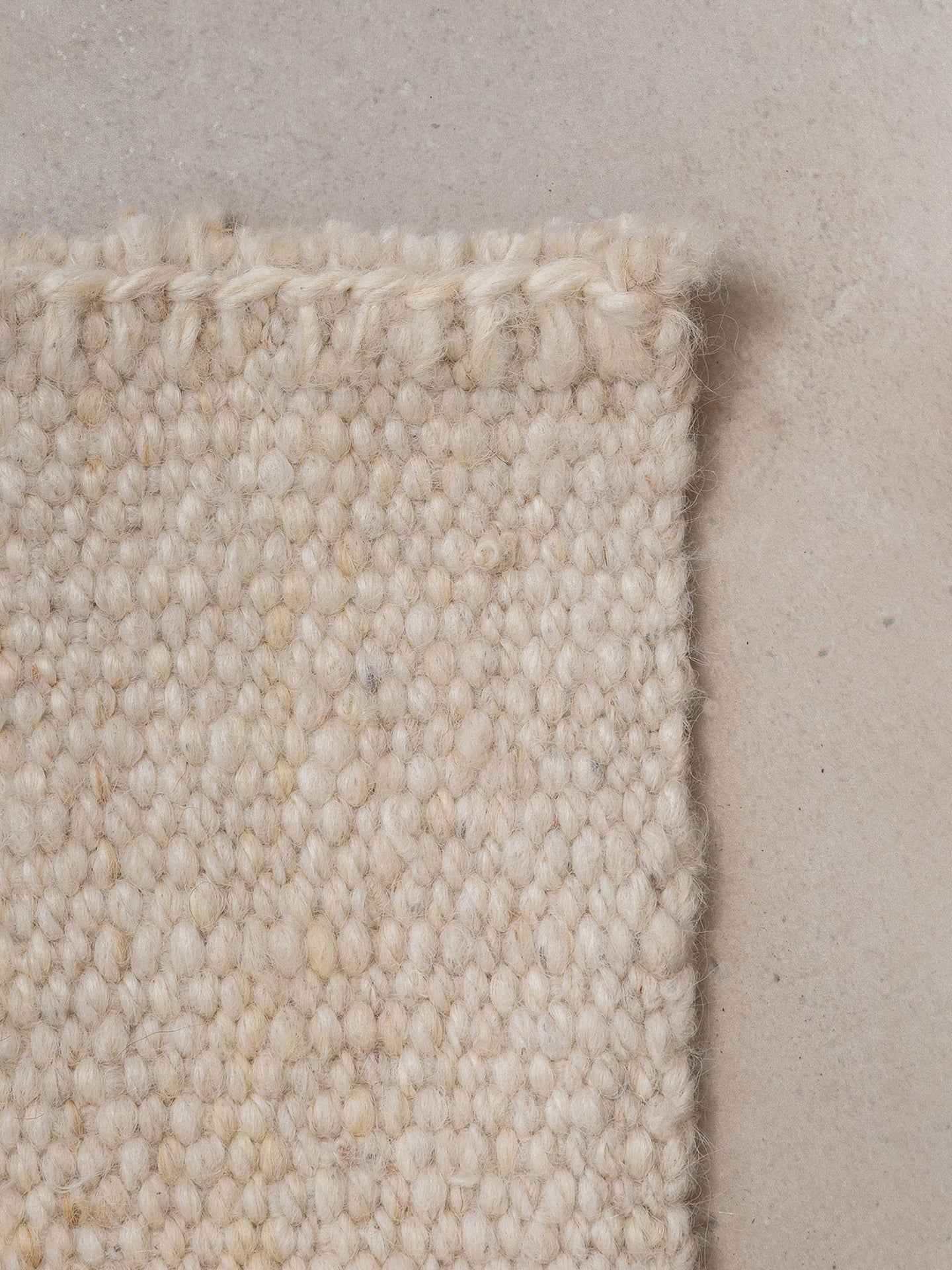 NATURAL WHITE | WOOL | THIN THICKNESS