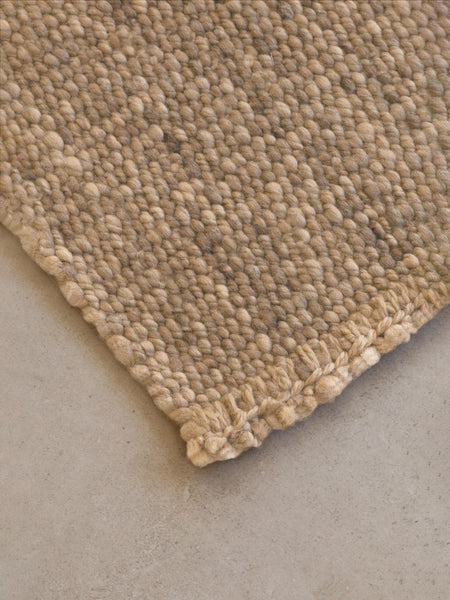 LATTE | REFINED WOOL | CHUNKY THICKNESS