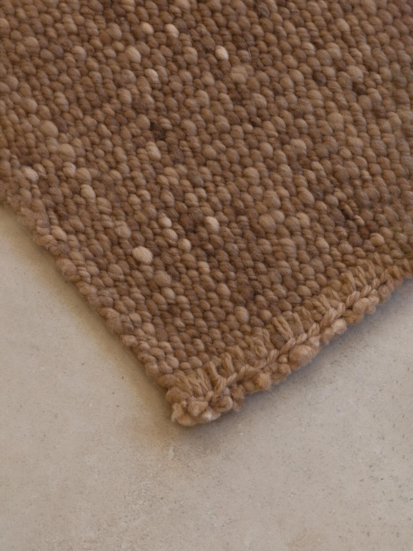 TOBACCO | REFINED WOOL | CHUNKY THICKNESS