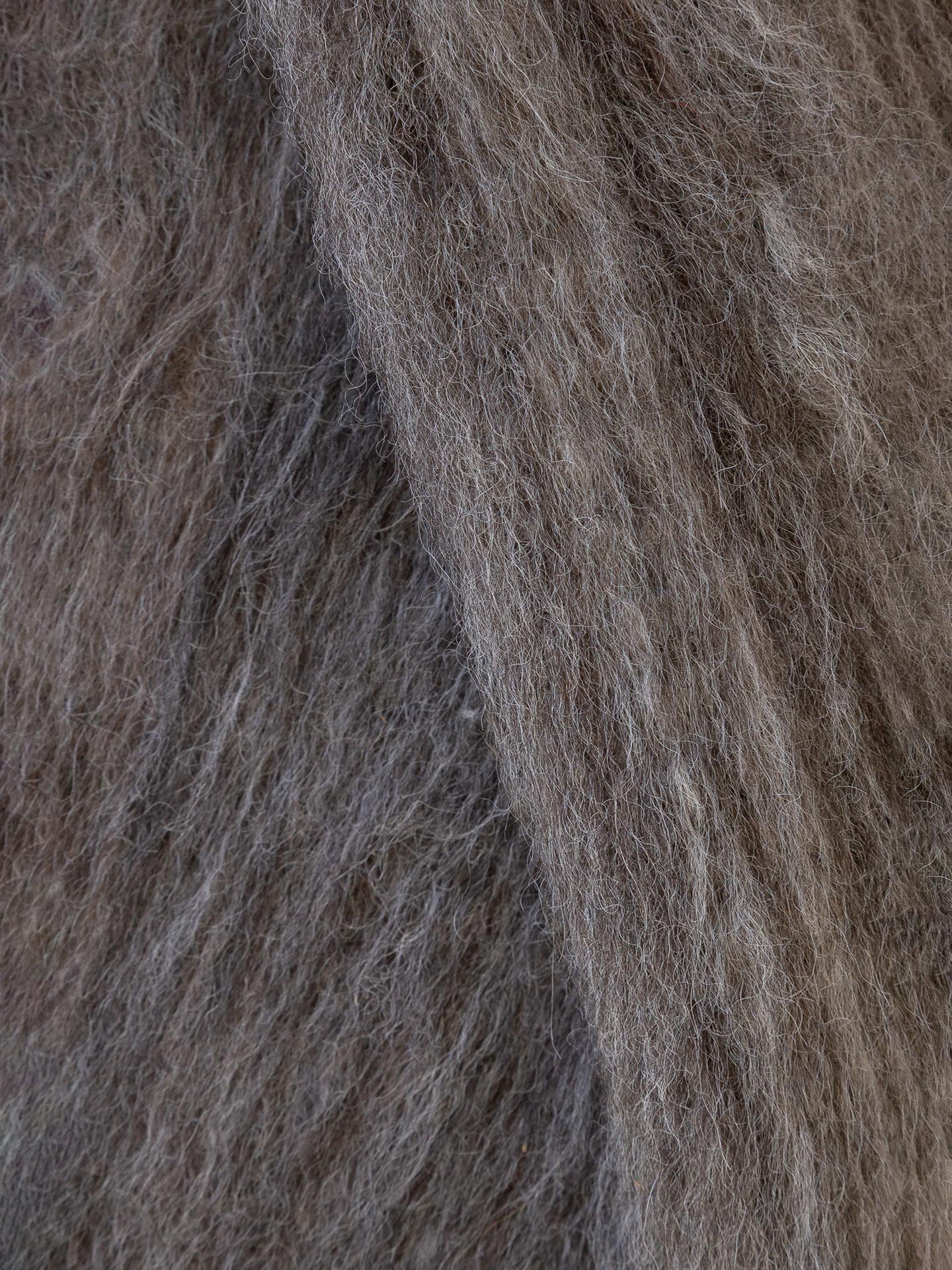 NATURAL GREY | BRUSHED LLAMA | THIN THICKNESS