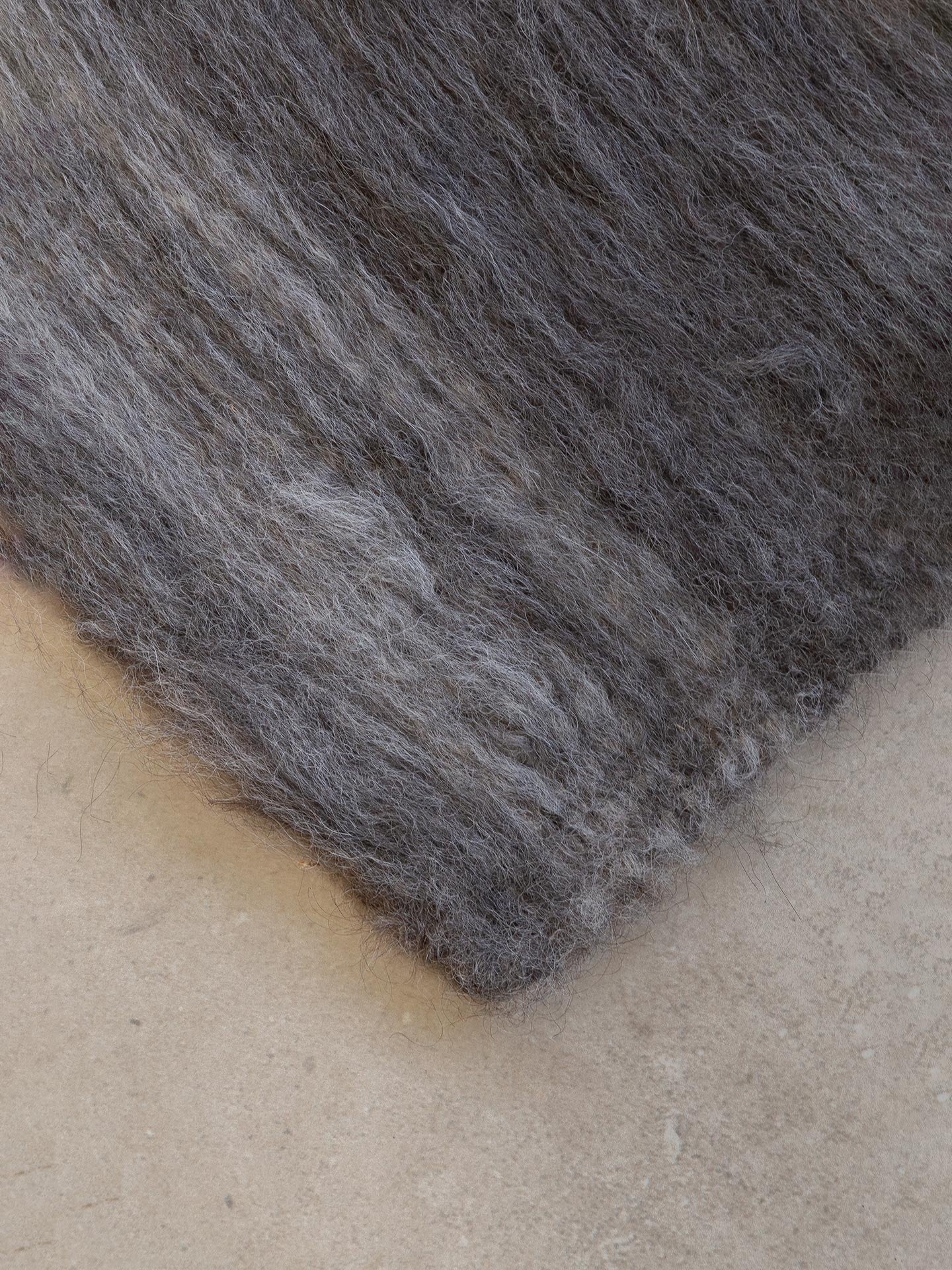 NATURAL GREY | BRUSHED LLAMA | THIN THICKNESS