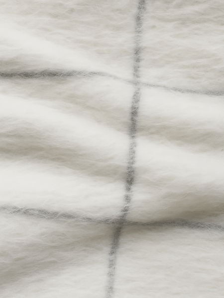 GRILLA | BLANCO NATURAL & GRIS | LLAMA CARDADA | GROSOR FINO