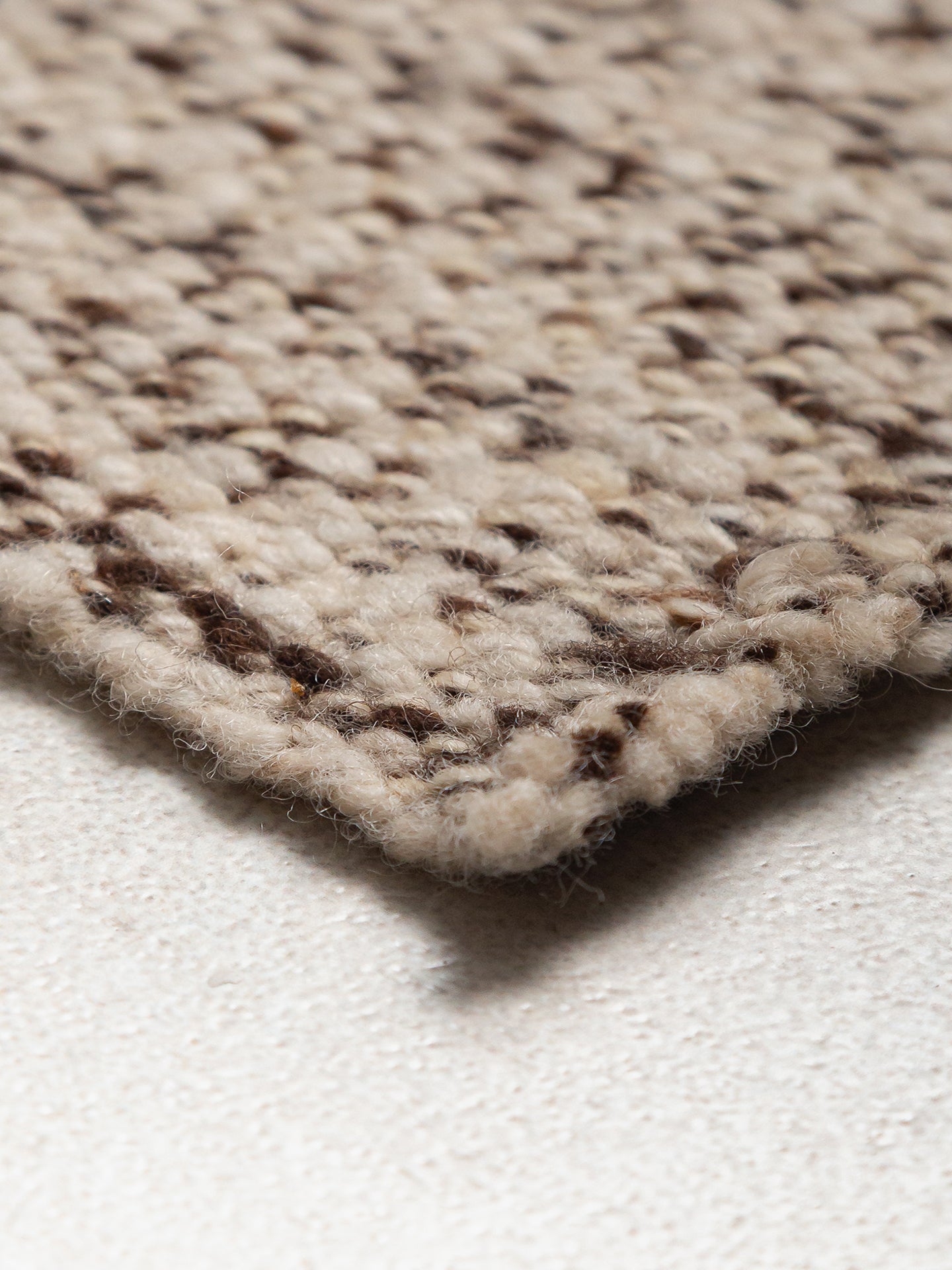 LIGHT NATURAL MARBLED RUG