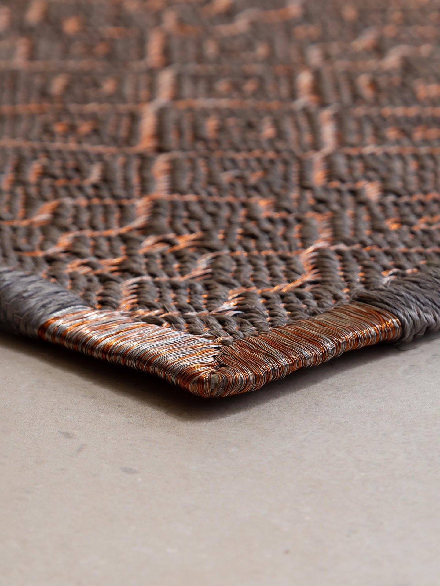 NAZCA | LIGHT GREY & METAL MIX