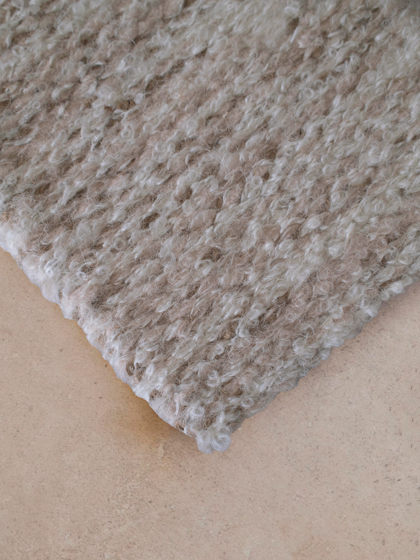 MELANGE | NATURAL WHITE, TAN & YUTE | BOUCLE ALPACA | MEDIUM THICKNESS