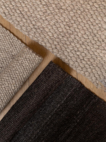 LIGHT GREY | REFINED WOOL | CHUNKY THICKNESS