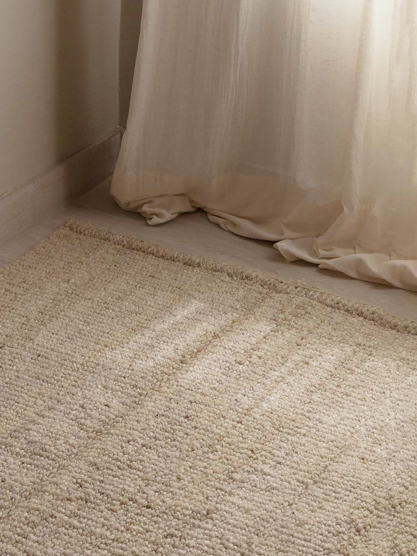 NATURAL WHITE | WOOL | CHUNKY THICKNESS