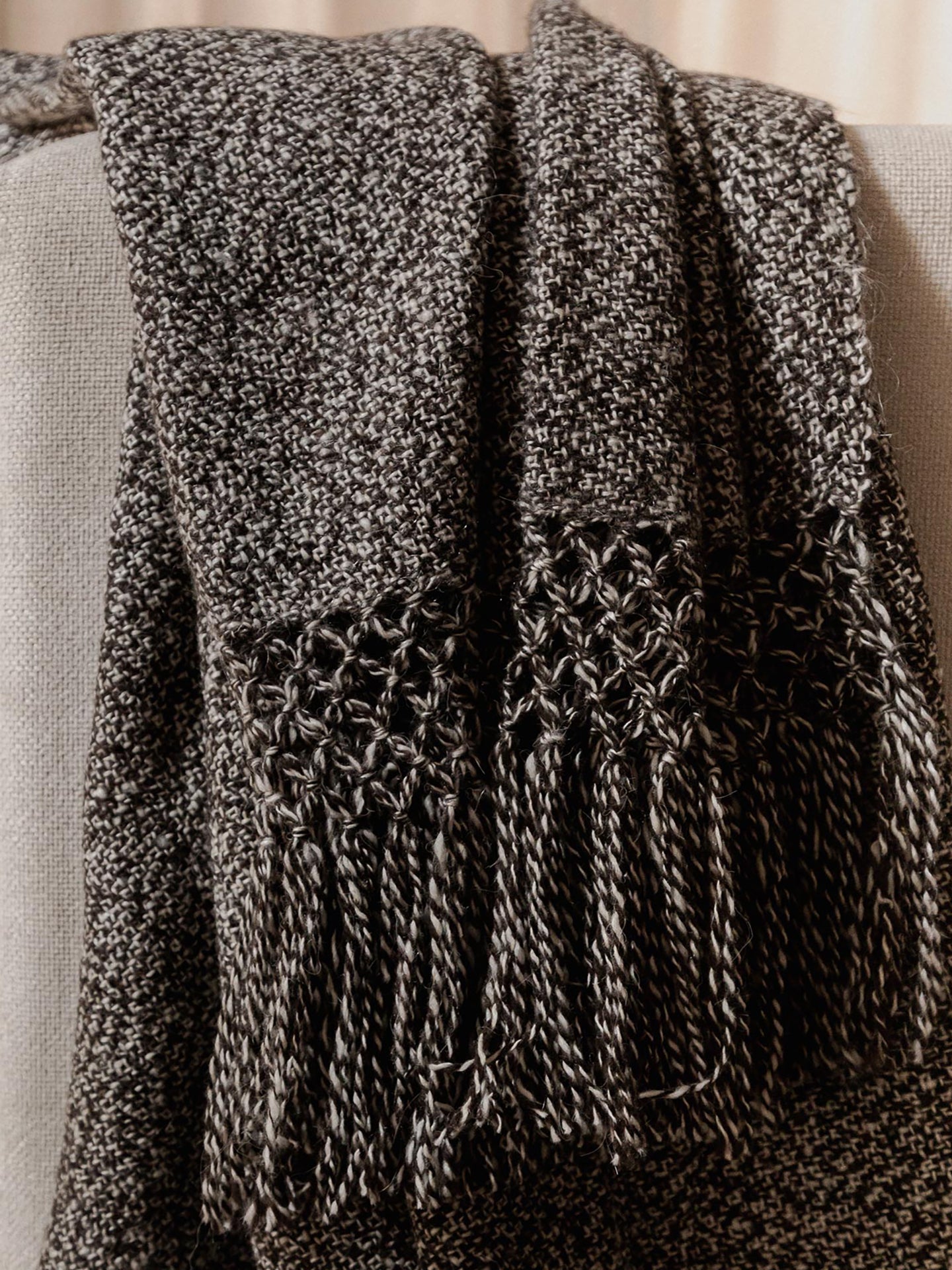 MANTA JASPEADA NEGRA