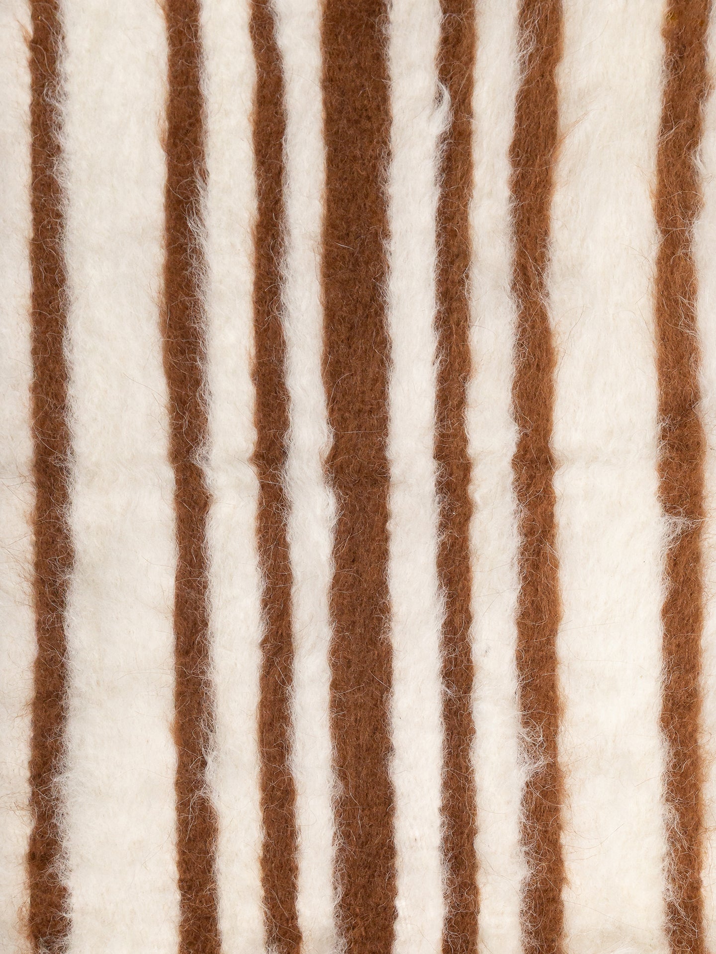 STRIPED | NATURAL WHITE & COFFEE BROWN | BRUSHED LLAMA | THIN THICKNESS