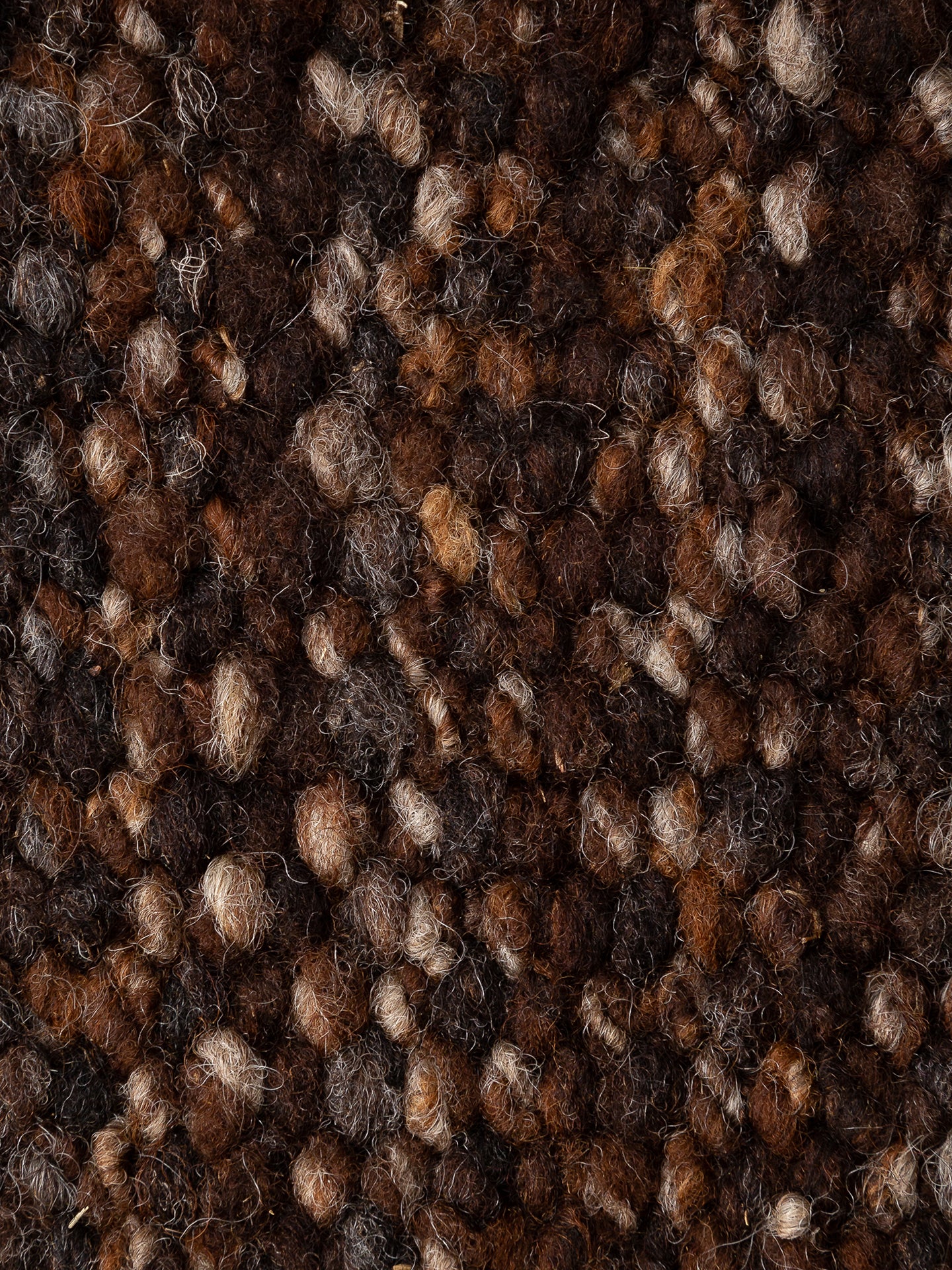 NATURAL BLACK | WOOL | CHUNKY THICKNESS