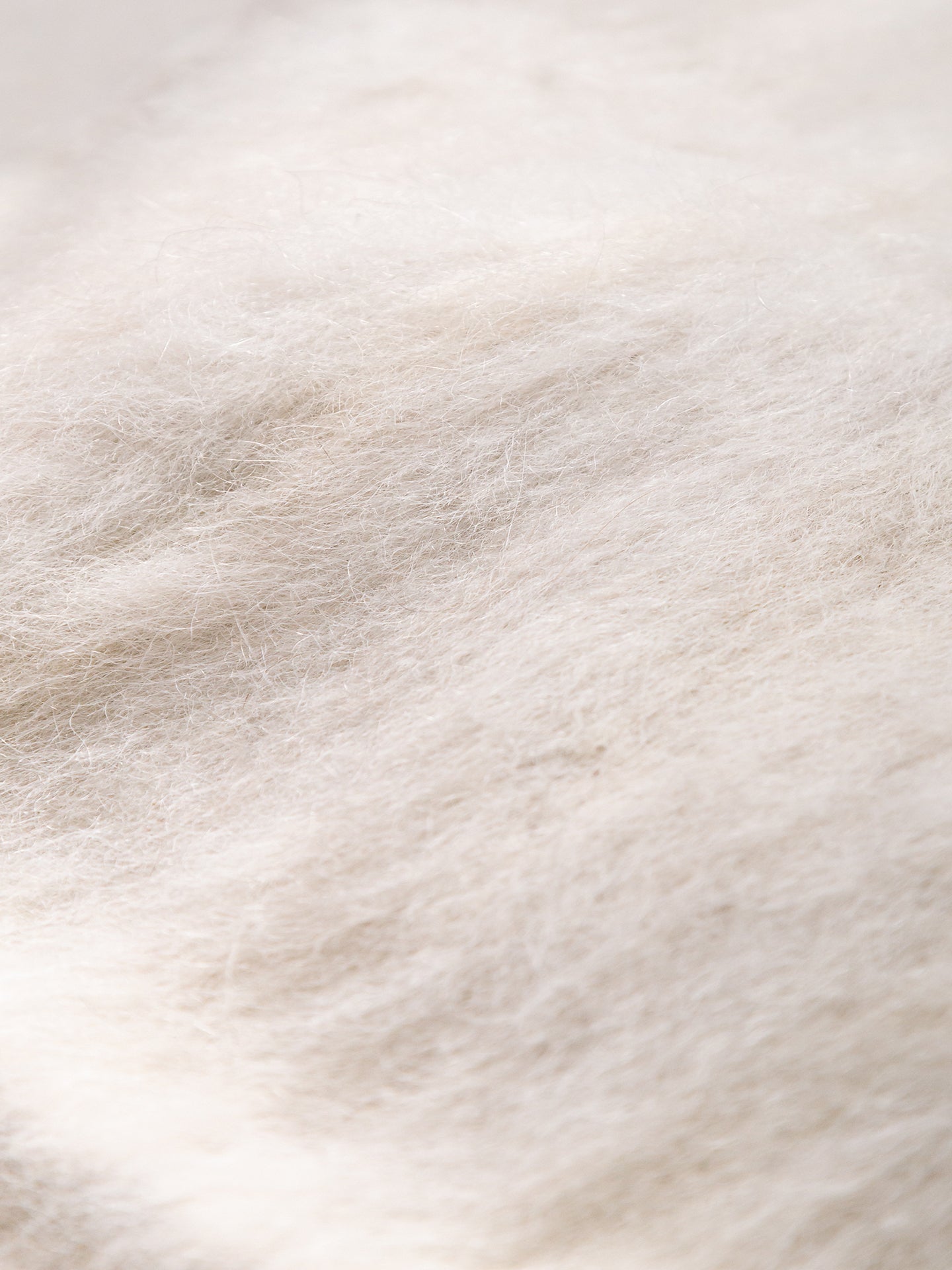 BLANCO NATURAL | LLAMA CARDADA | GROSOR FINO
