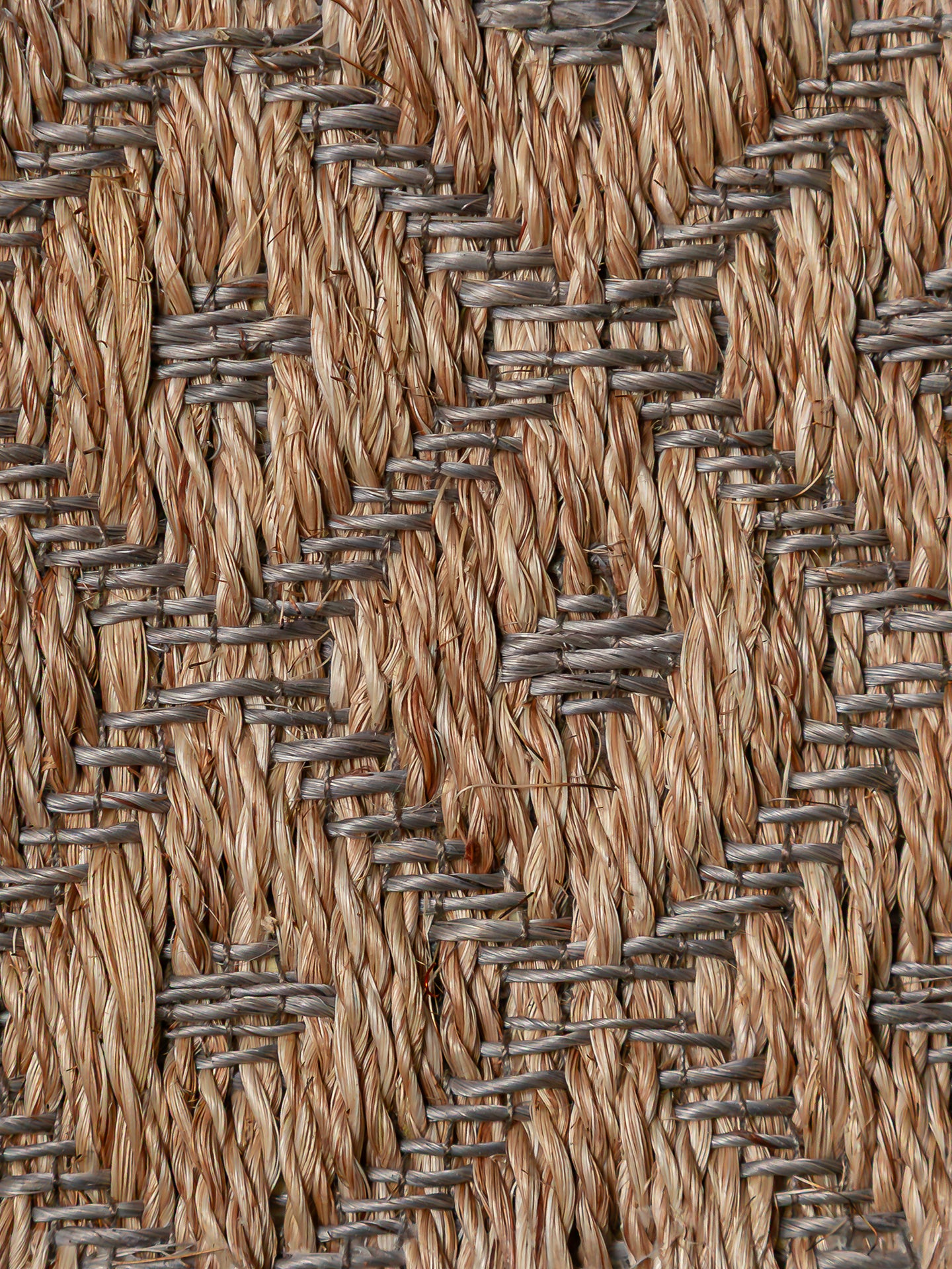 BATARA | NATURAL MORENO & LIGHT GREY