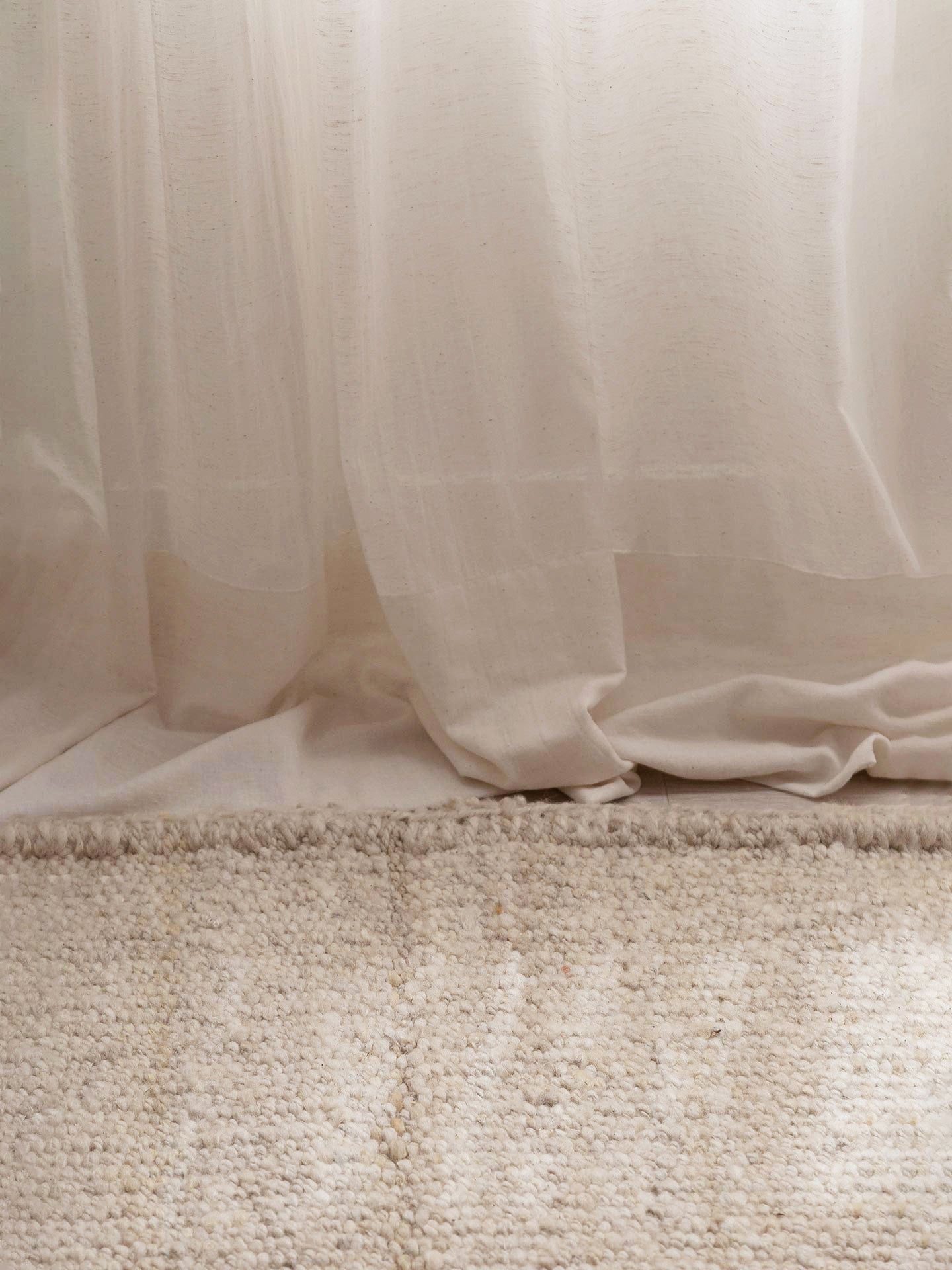 NATURAL WHITE | WOOL | CHUNKY THICKNESS