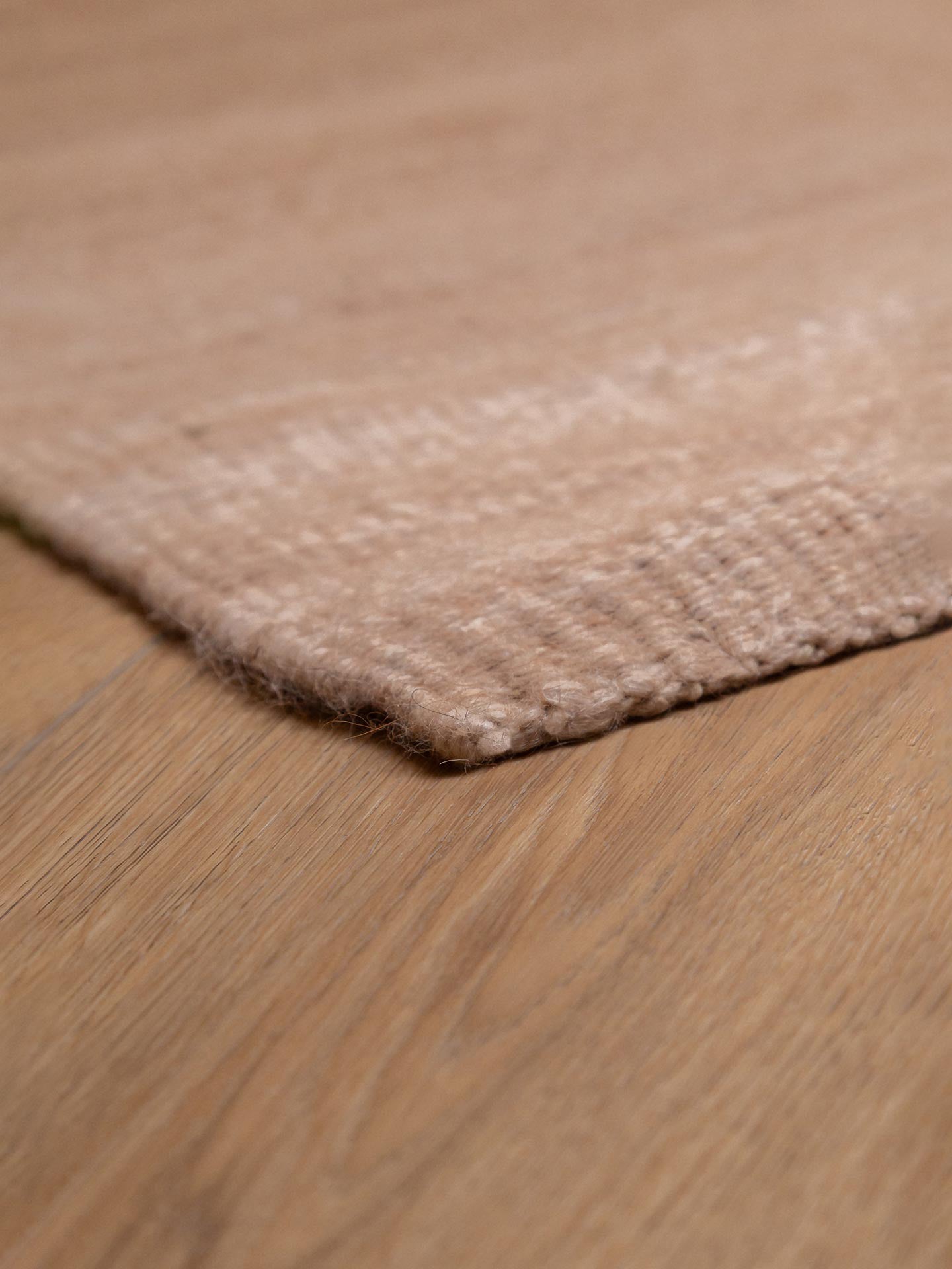 LIGHT BEIGE | LLAMA | THIN THICKNESS