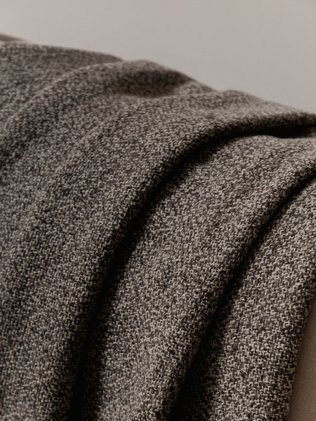 DARK GREY MARBLED THROW